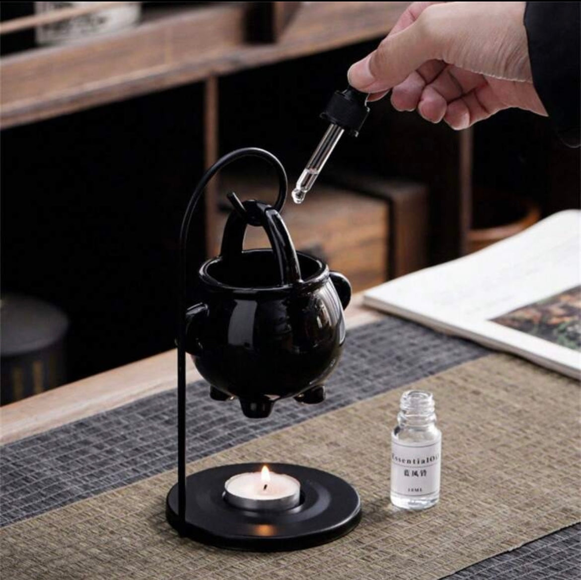 Aromabrander “Witch’s Cauldron” – Zwart keteltje