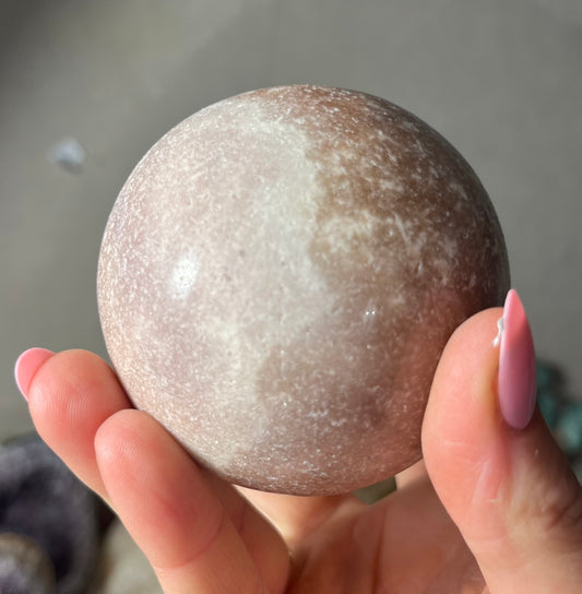 Roze Amethist Bol – Harmonie & Vrouwelijke Energie