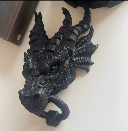 🐉 Zwarte Drakenhoofd Deurklopper – Beschermende Fantasy Decoratie